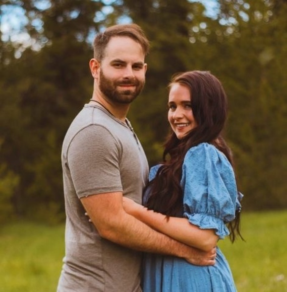 Meet your Posher, Marisa - Picture 1 of 1